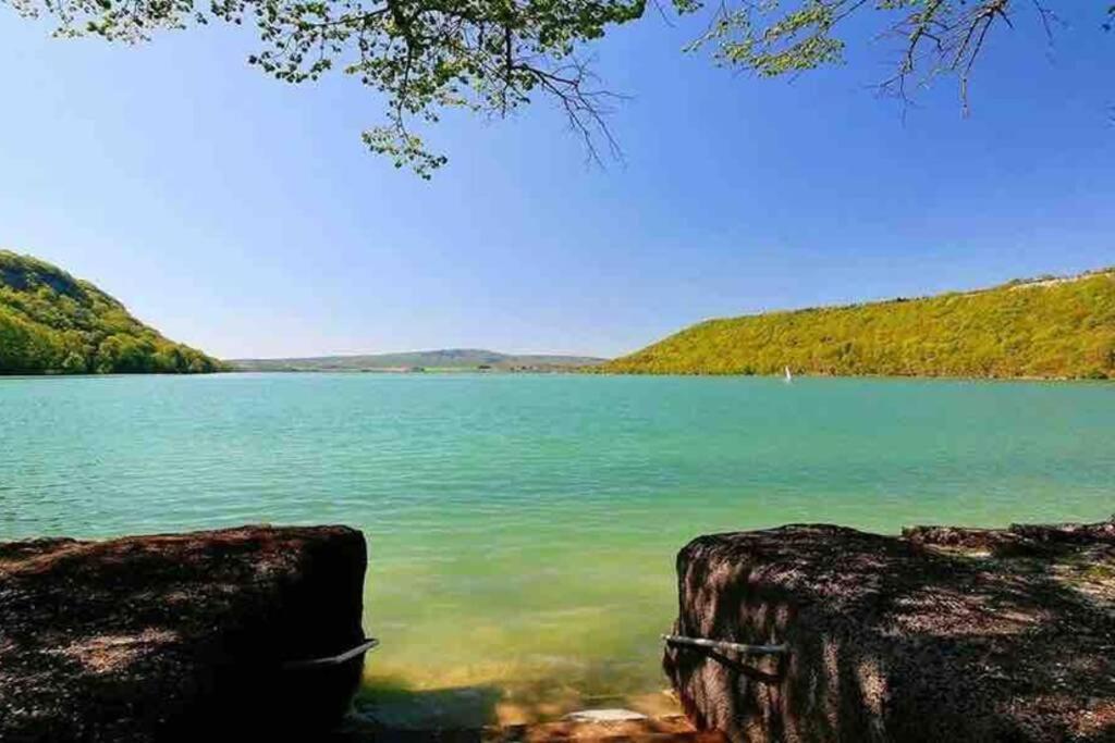 Maison/Gite Familial Dans Le Jura A 200M Du Lac Avec Piscine Privee Marigny  Eksteriør bilde